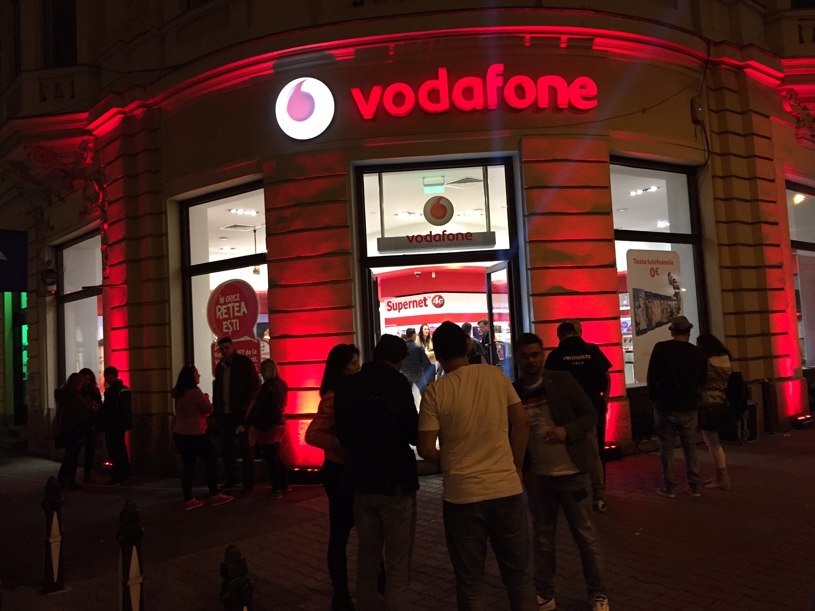 Lansare oficiala: iPhone 6S in Romania la Vodafone (P)